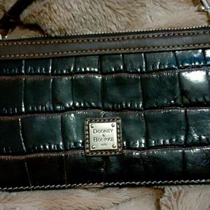 Dooney&Bourke Wristlet